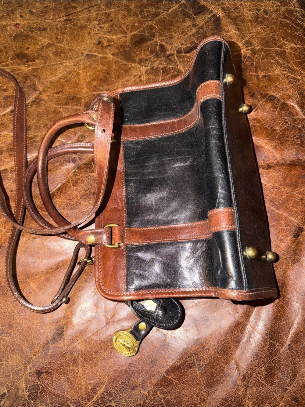 Vintage Brahmin Leather Shoulder Bag -Made in USA Charm Intact